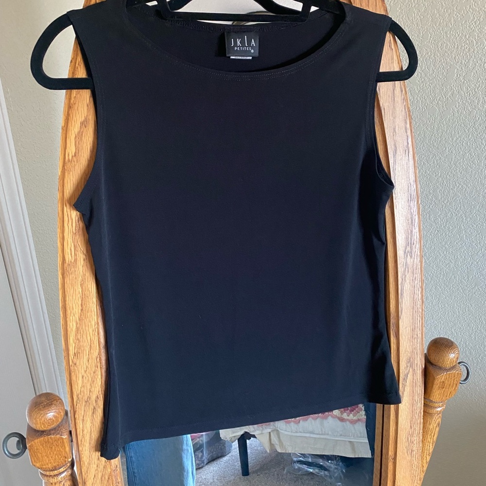 Black Sleeveless Top